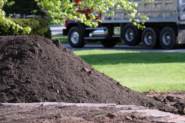 Yard Dirt Delivery in Mechanicsville
