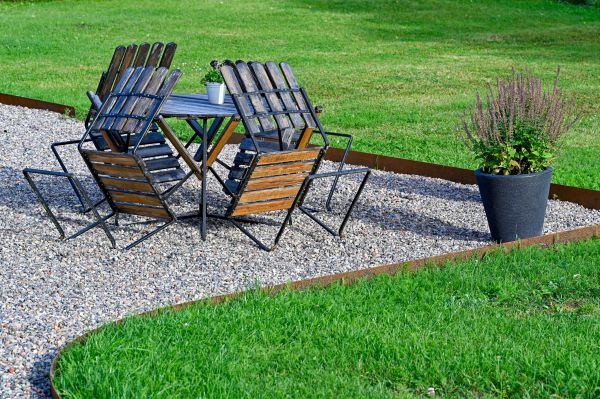 Metal Edging Installation in Mechanicsville